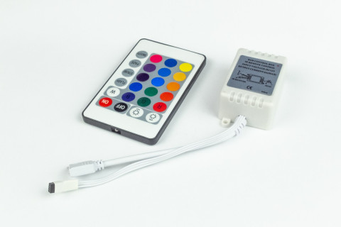 Immagine: Controller IR per striscia LED RGB con telecomando