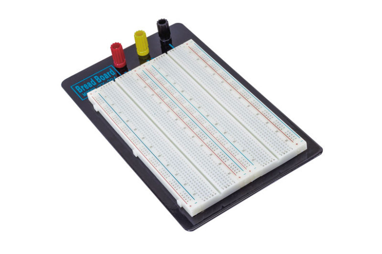 Breadboard con 1660 punti di connessione Breadboard con 1660 punti di connessione