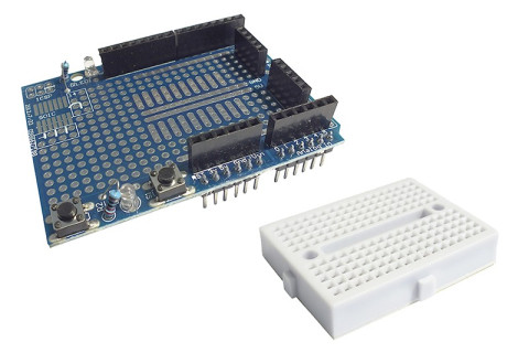 Immagine: Prototype Shield V.5 con mini breadboard